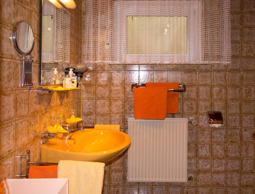 Ferienwohnung Am-Brueckenrain Frankenau エクステリア 写真